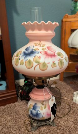 Gone With The Wind Hurricane Style Lamp Vintage