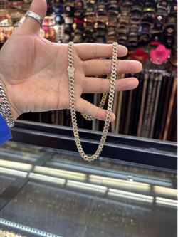14k 24” Monaco Cuban chain