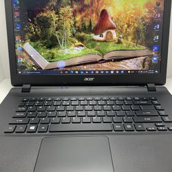 ACER ASPIRE  ..THIN ES1-511…SUPER  CLEAN …5000  GB  HHD…..4.0-RAM .FASTER  and  READY FOR CLASSES  ON LINE OR WORK FROM HOME (ZOOM)