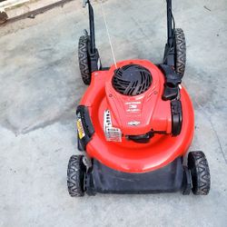 Craftsman Push Lawnmower  Like New  No Bag  Excellent Condition  ?? Notiene Bolsa   Esta Semi Nueva 