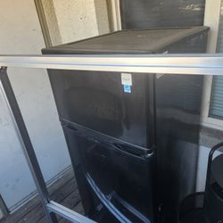 Outdoor Fridge With Freezer 