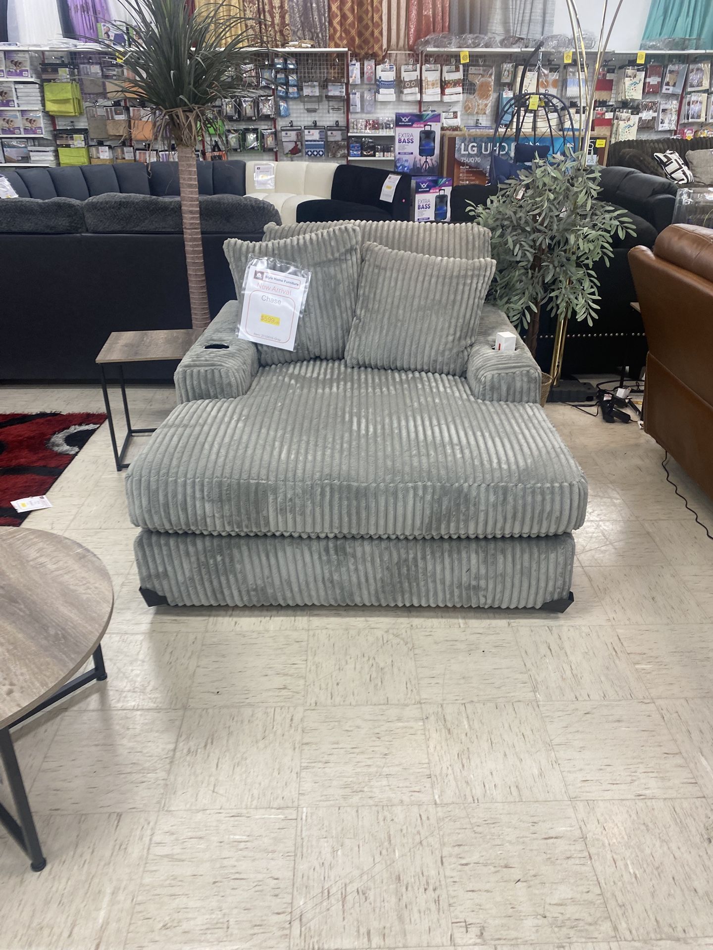Living Room Chase $599