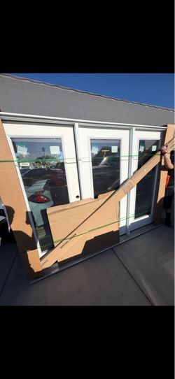 3 Panel White door 110 x 82