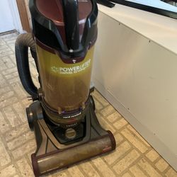 Bissell Bagless VACCUM! 