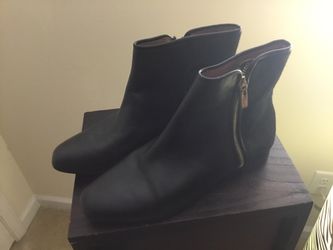 Louise et cie booties 8.5