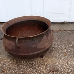 20" Antique Cast Iron Kettle Cauldron 