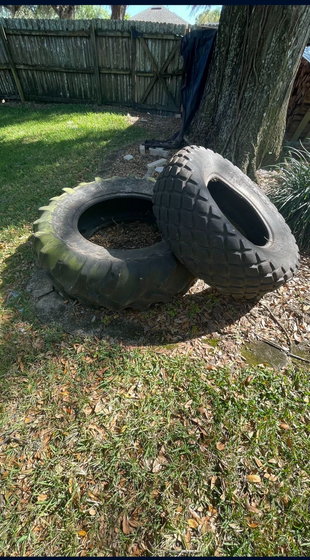 CrossFit Equipment Workout Exercise Tires