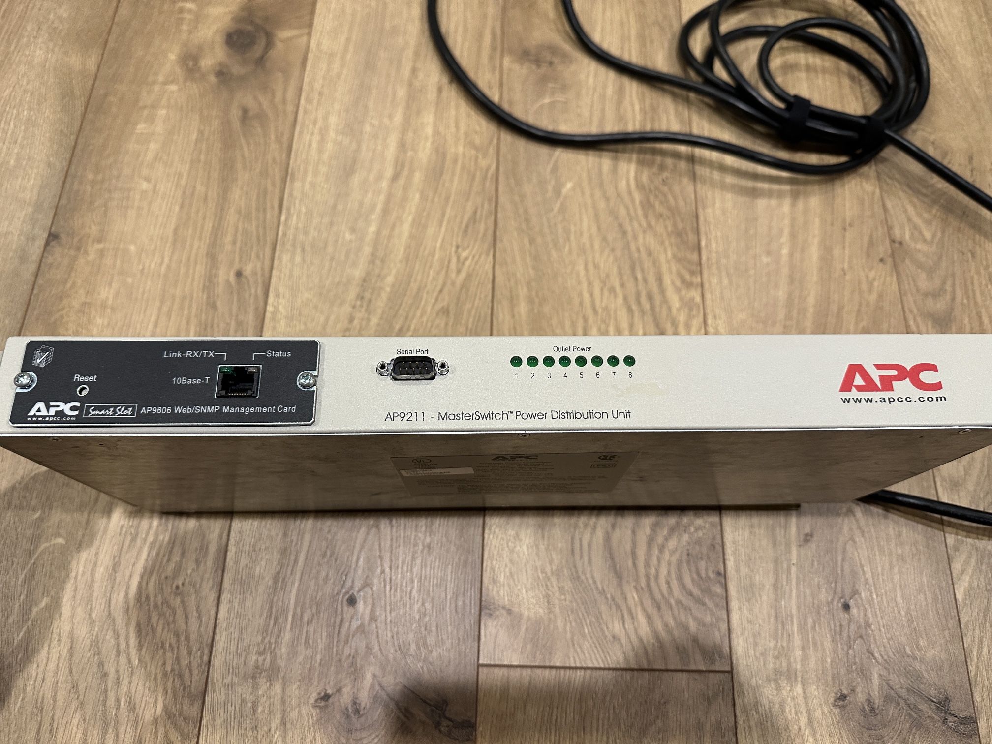 APC - AP921 PDU - 8 ports