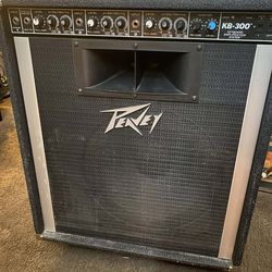 Peavey KB-300 Amp/Speaker
