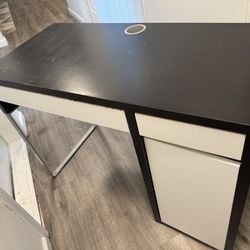 Free IKea Desk