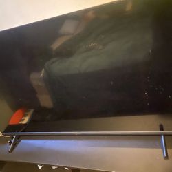 Insignia TV 65” Model 2025