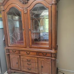 Curio Cabinet.  FREE