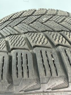 Michelin X Ice 245/40R20 99H XL SNOW Tires- Great Condition- SET OF 4