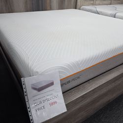 Tempur-Pedic King Size Mattress 🚚WE DELIVER🚚