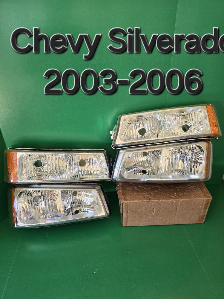 Chevy Silverado 2003-2006 HEADLIGHTS 