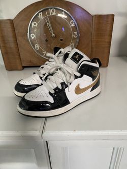 NIKE Air Jordan shoes 👟 sneakers Kids Youth size 2.5