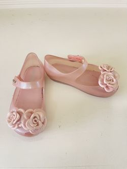 Mini Melissa Size 8