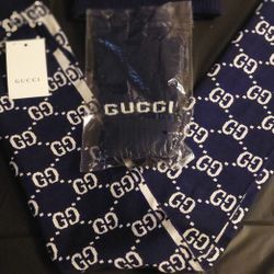 Designer Scarf Set With Hat & Gloves Un- Sex