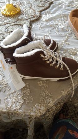 Kids shoes
