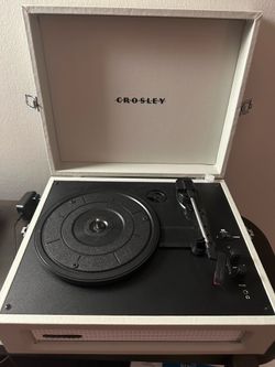 Crosley Voyager Vintage Portable Vinyl Record