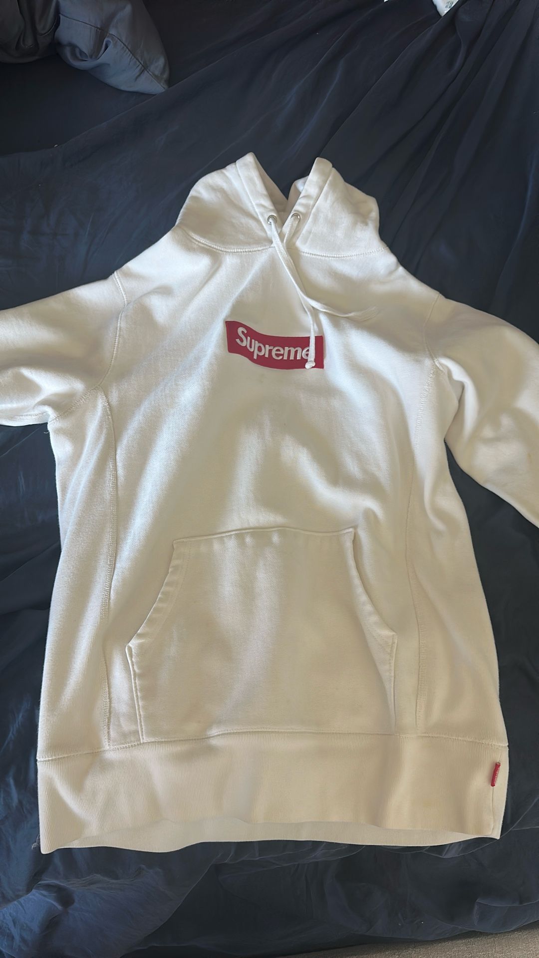 Supreme hoodie