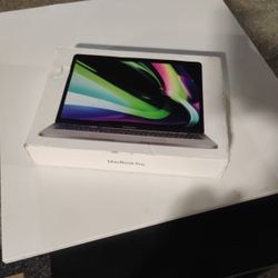 Box With Charger For MacBook Pro 256GB SSD