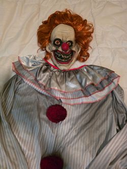 Scary Evil Clown Costume