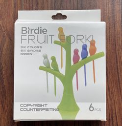 Tree and Bird Shaped Plastic Toothpick Fruit Fork - NEW!