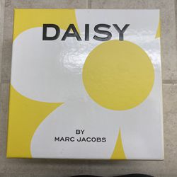 Marc Jacobs Daisy Perfume