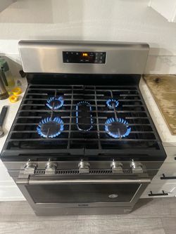 Maytag Gas stove/ estufa de gas
