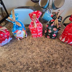 KIDS AND ADULT SUPER ADORABLE CHRISTMAS STOCKING STUFFERS S