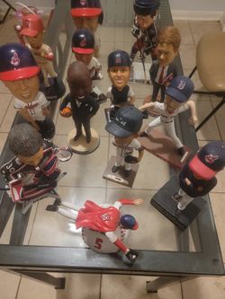 13 Bobbleheads In Total 