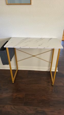 Small desk