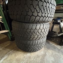 Truck Tires 
