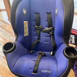 Cosco car seat (infants and toddlers)
