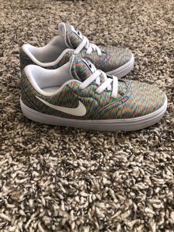 Nikes-Kids-Neutral/Boys/Girls