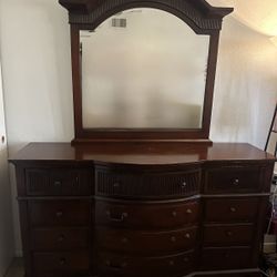 Elegant Cherry Wood Dresser with Mirror