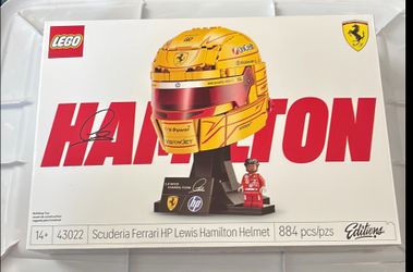 LEGO Editions Scuderia Ferrari HP Lewis Hamilton Helmet 43022 F1 Building Set