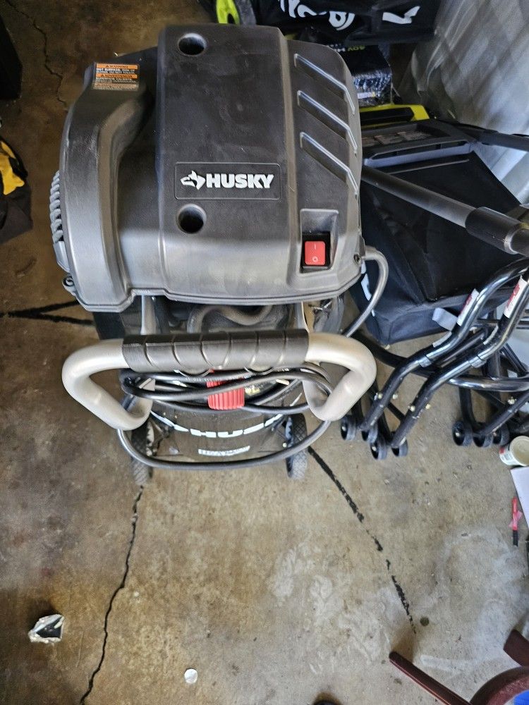 Like New Husky 20gal Air Compressor