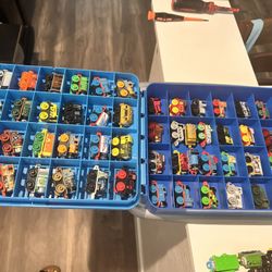 Thomas & Friends  100pieces!