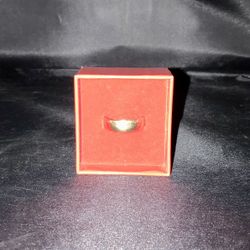 14k Plain Wedding Band Ring Size 10. Weight 4.5 Grams