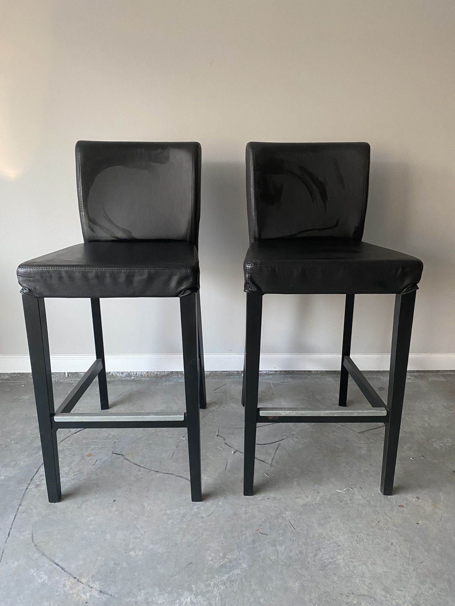 Black Bar Stool Chairs (pair)