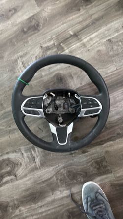 2017-2025 Chrysler pacific voyager steering wheel