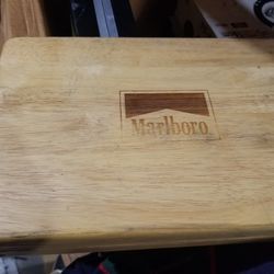 Marlboro Poker Set
