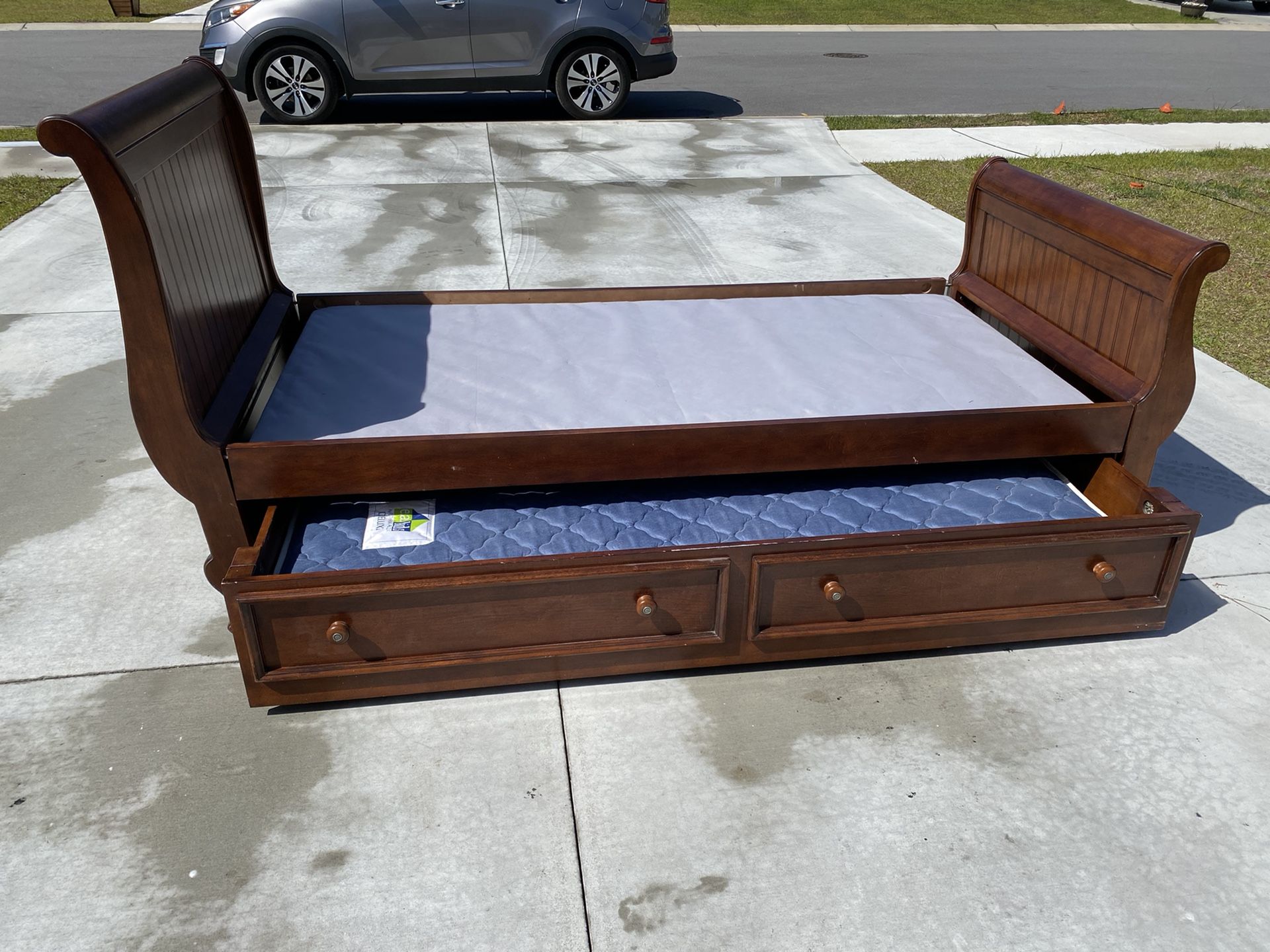 Ethan Allen trundle twin bed for Sale in Rome, GA OfferUp