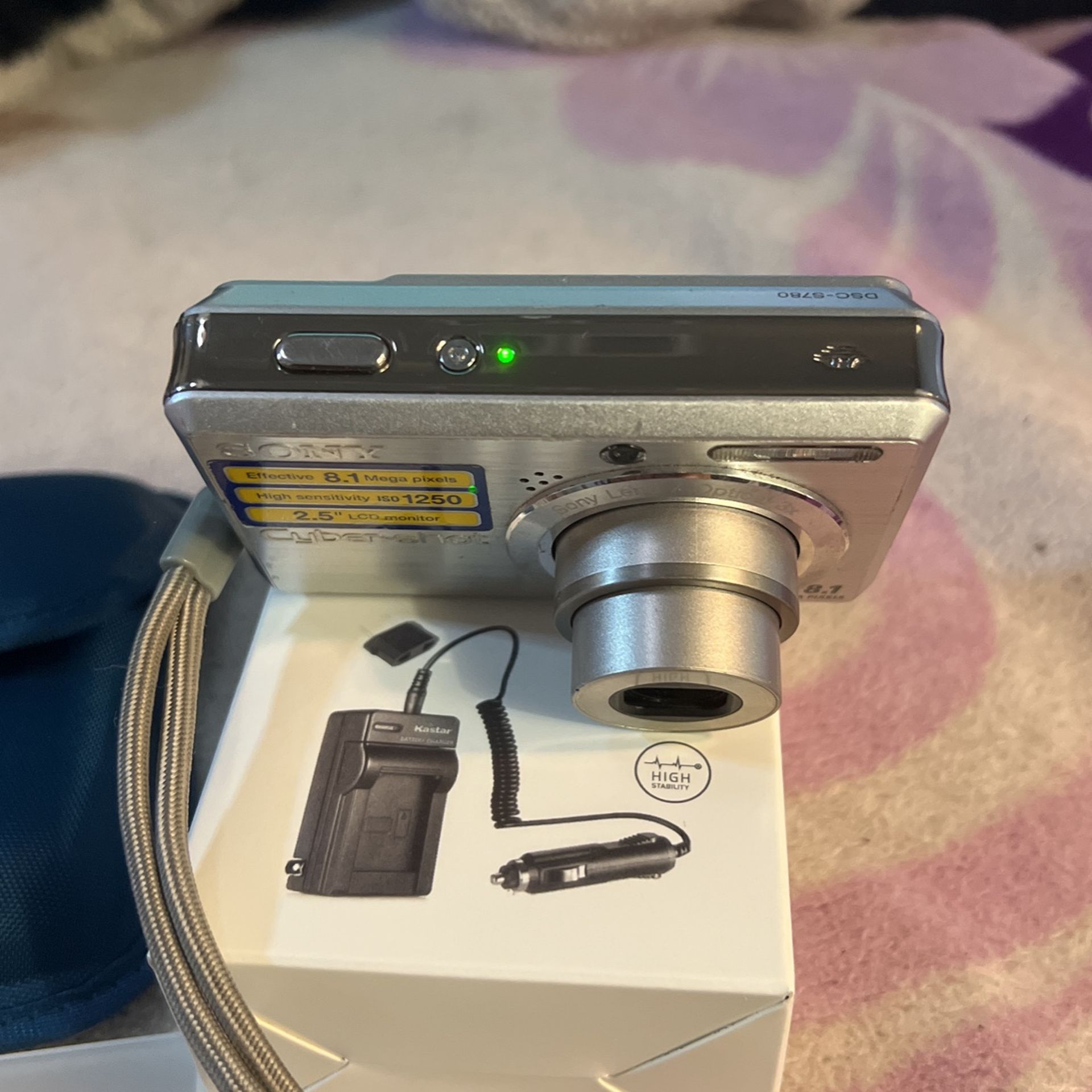 Sony Cyber Shot Camera DSC S780 8.1 Mega Pixel Camera Great Condition