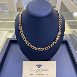 Chain  Cubanlink 14k Gold  9 Mm By 18 Inch 