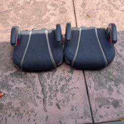 2 Graco Children’s Booster Seat 