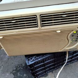 Window Ac  8000btu  Digital 