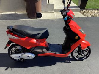 Full size scooter
